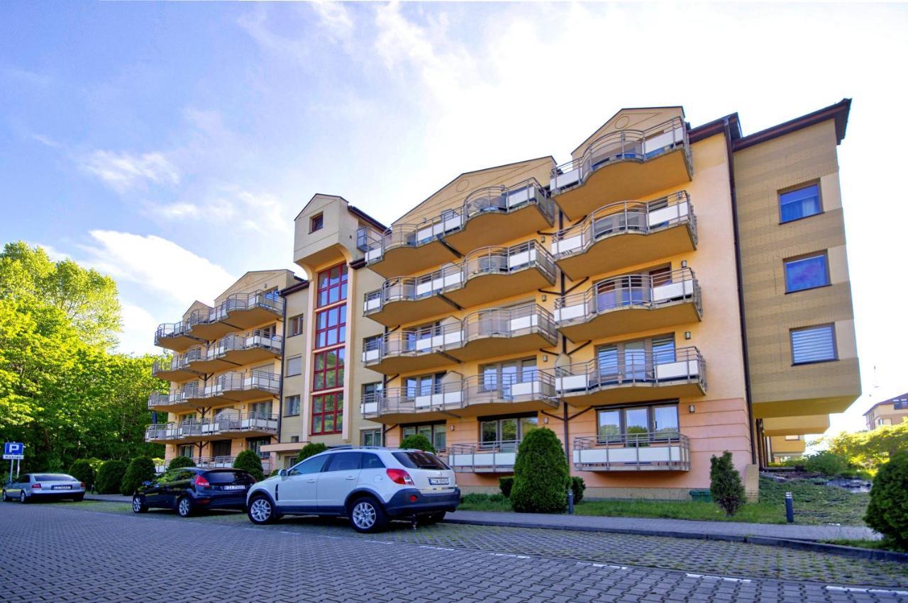 Apartament Park Zdrojowy 2 Świnoujście Exteriör bild